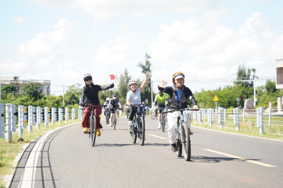 技的盛宴, 车赛, 挑战着体能 技的盛宴, 车赛, 挑战着体能