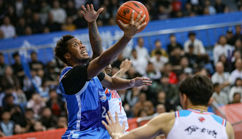 篮板, 中购买外援, 全都无缘季