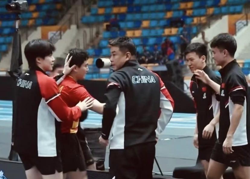 src, 王楚钦好友, jpg